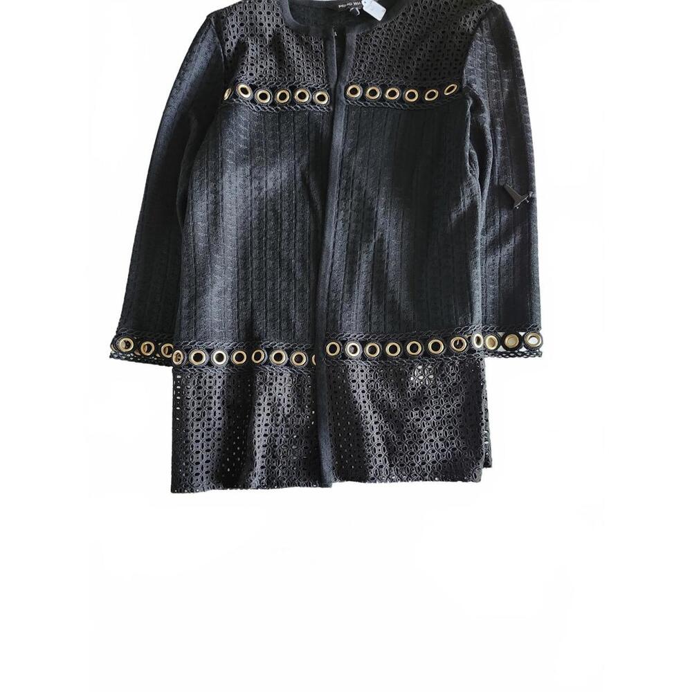 Ming Wang top